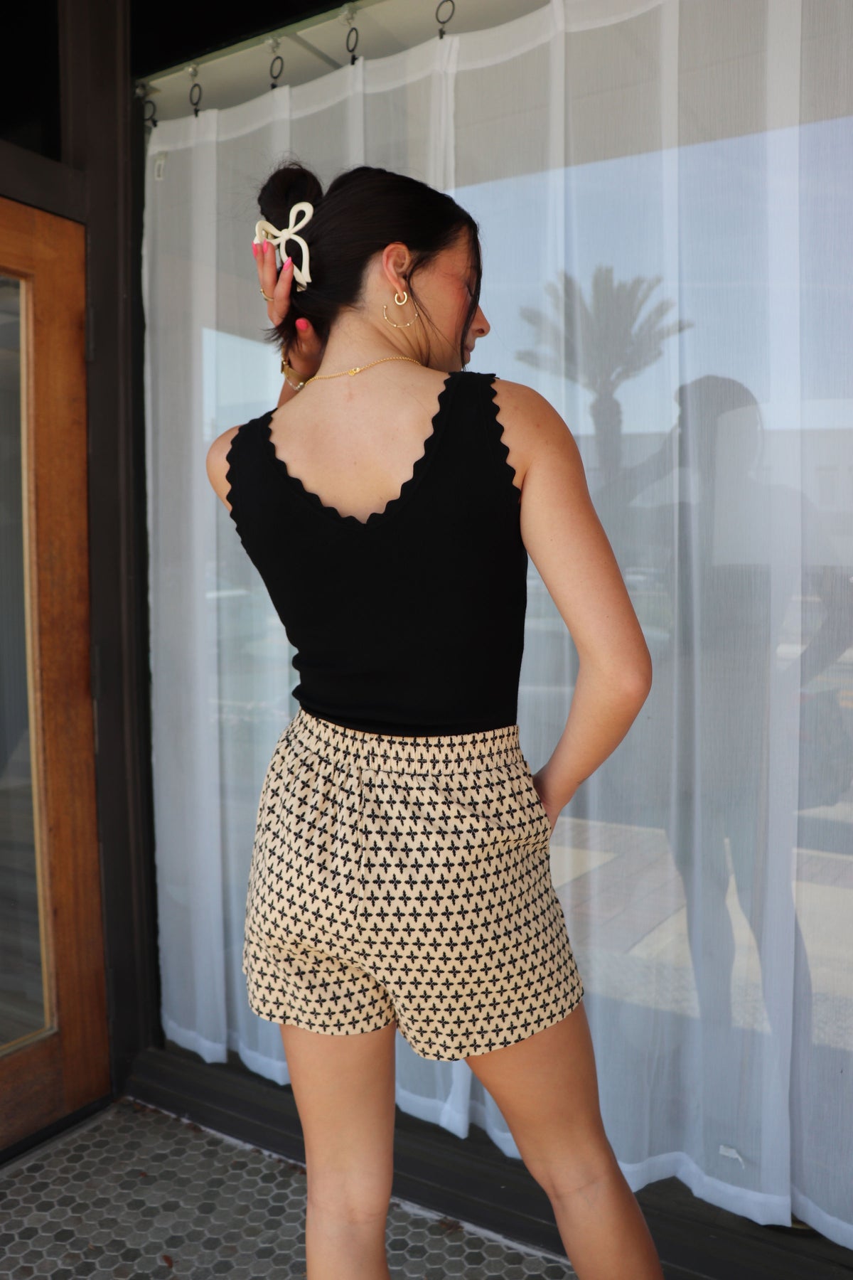 Scallop Knit Tank - Black