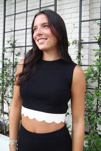 Scalloped Contrast Tank