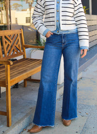 Fiona Wide Leg - Medium Wash
