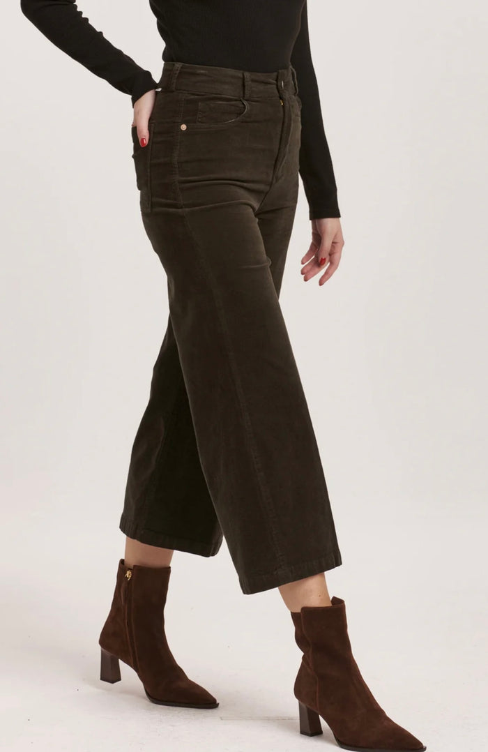 Audrey Cropped Corduroy - Olive Green