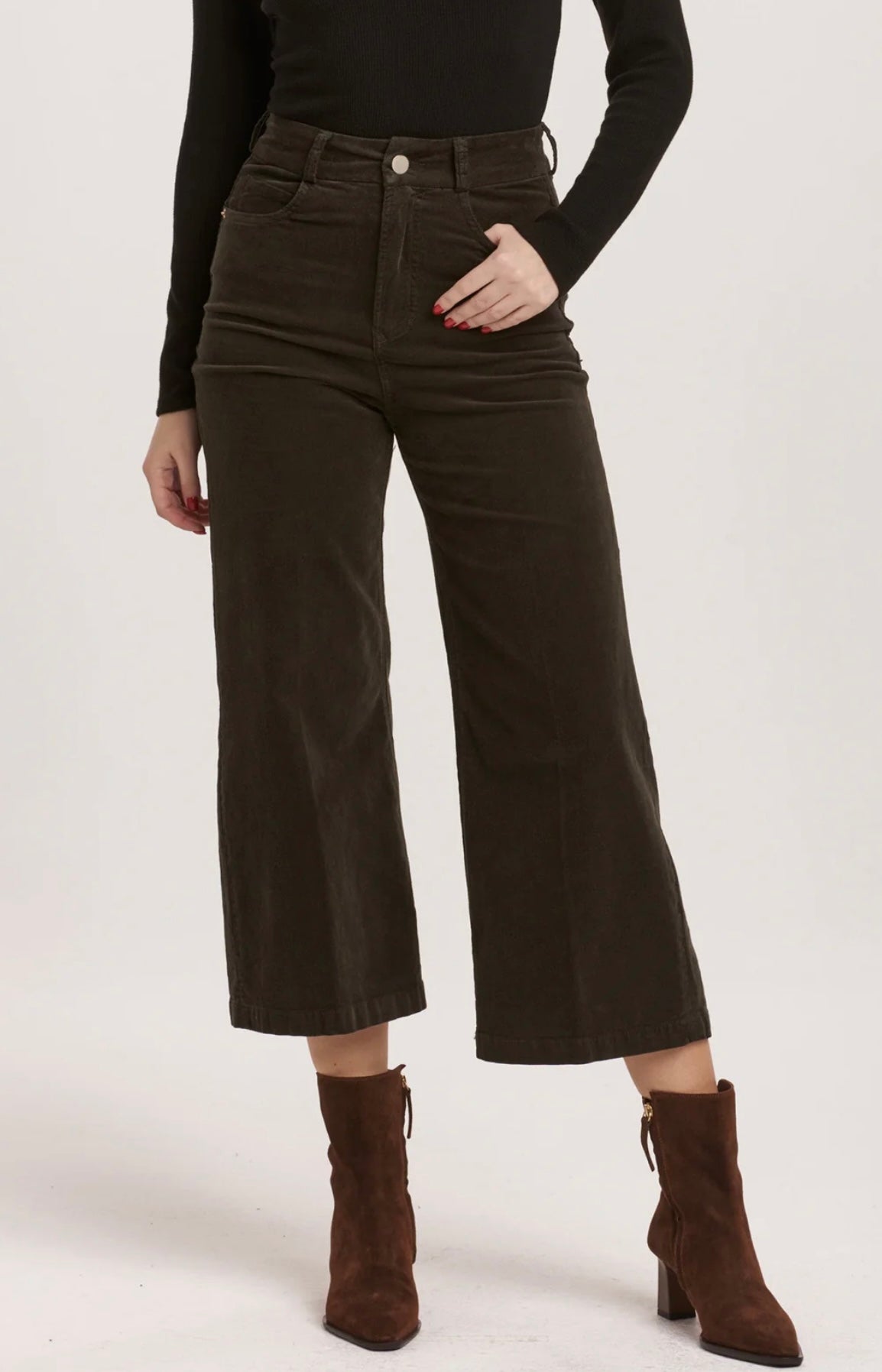 Audrey Cropped Corduroy - Olive Green