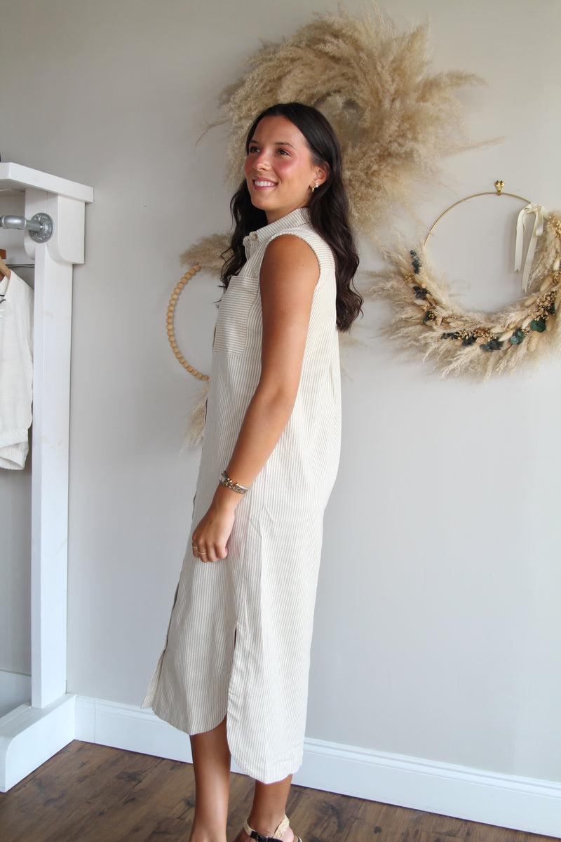 Linen Sleeveless Button Dress Lilly Grace Linen Sleeveless Button Dress Lilly Grace