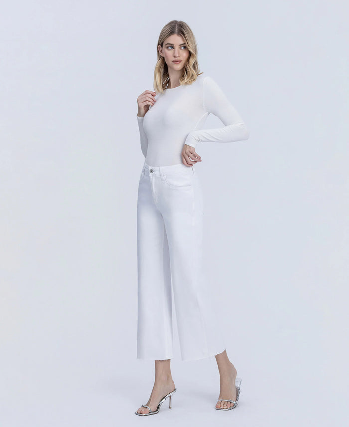 Olivia High Rise Crop - White