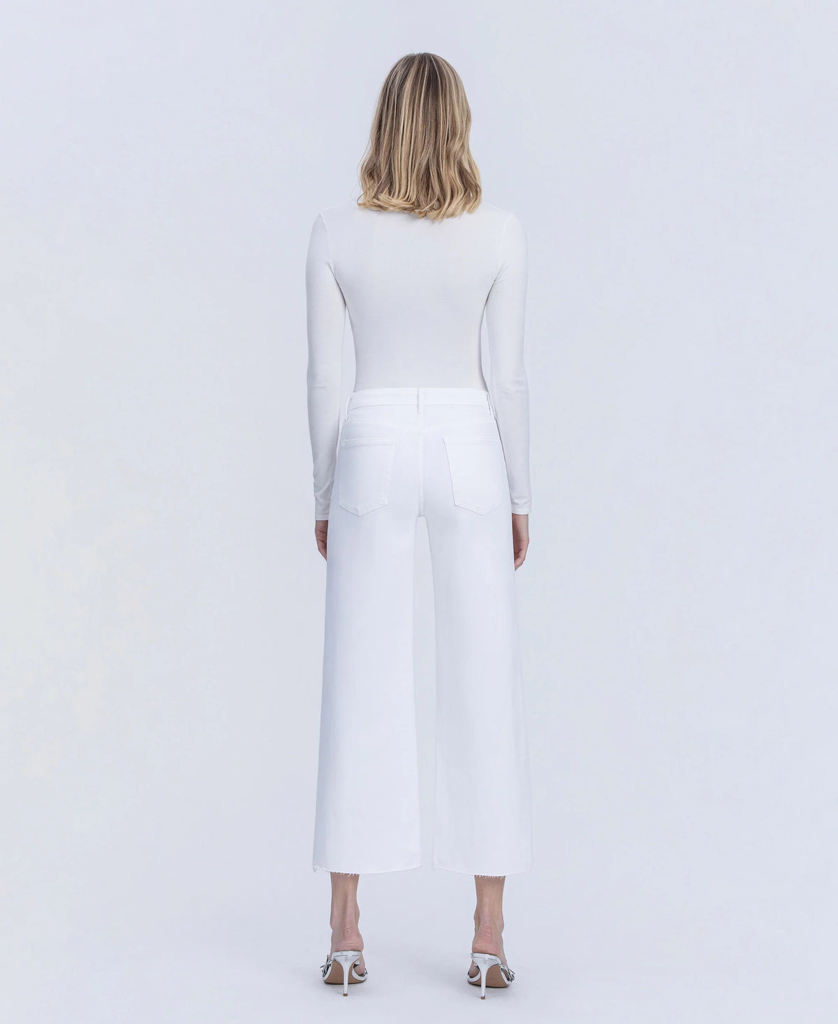 Olivia High Rise Crop - White